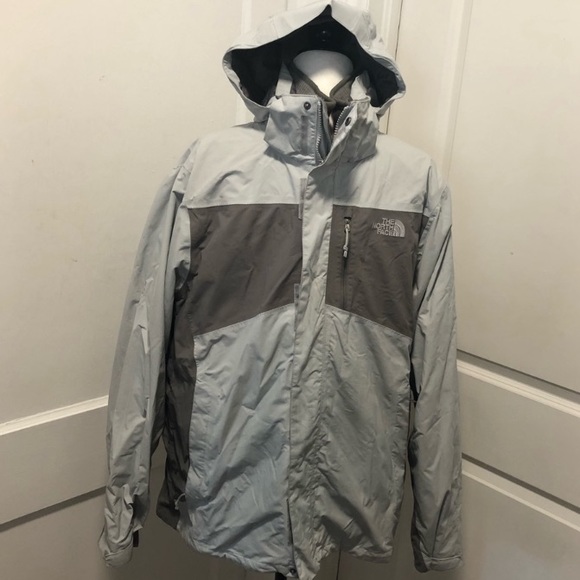 The North Face Men’s Double Lined 4 Season 3 in 1 Ski/Snowboard Coat - Grey - Picture 10 of 13